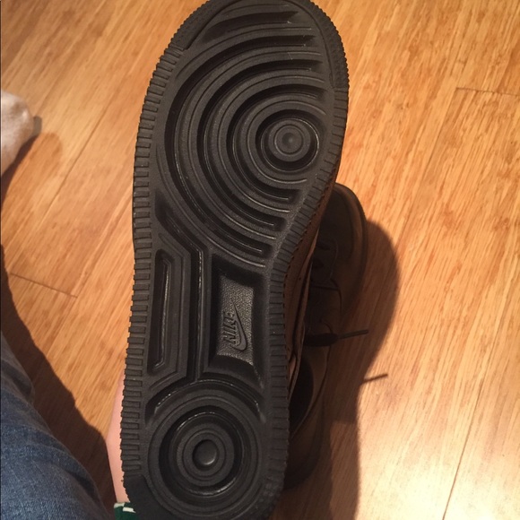 Air Force 1s - Picture 3 of 4